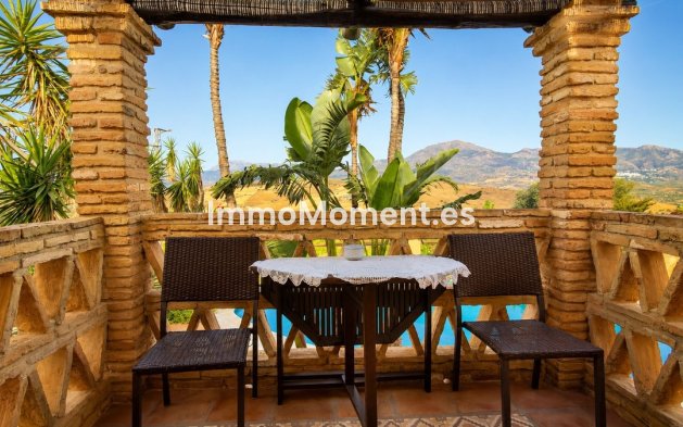 Revente - Maison de campagne - Intérieur                       - Gibralgalia