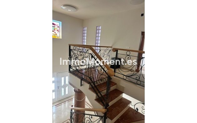 Wiederverkauf - Freistehende Villa - Estepona  - Estepona Centro