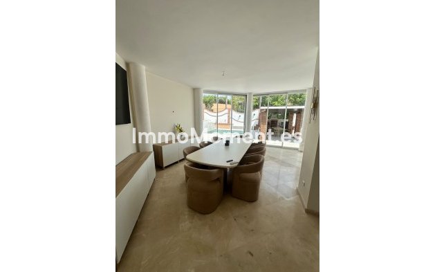 Wiederverkauf - Freistehende Villa - Estepona  - Estepona Centro