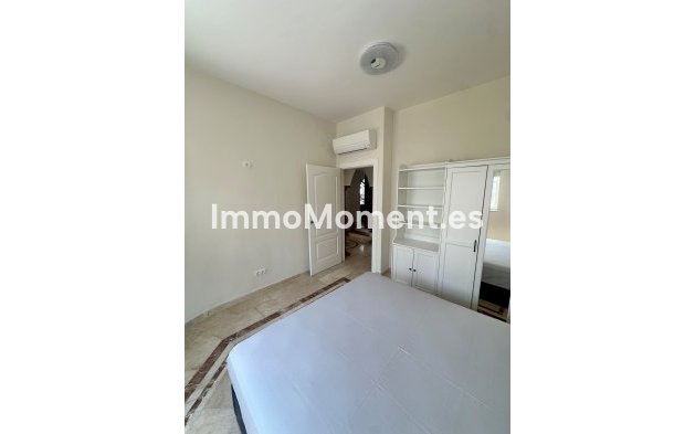 Wiederverkauf - Freistehende Villa - Estepona  - Estepona Centro