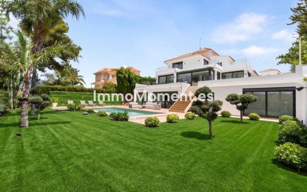 Wiederverkauf - Freistehende Villa - Marbella - Nueva Andalucía