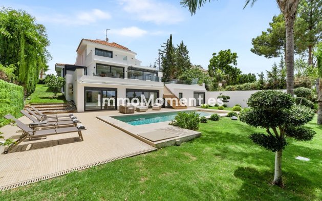 Wiederverkauf - Freistehende Villa - Marbella - Nueva Andalucía
