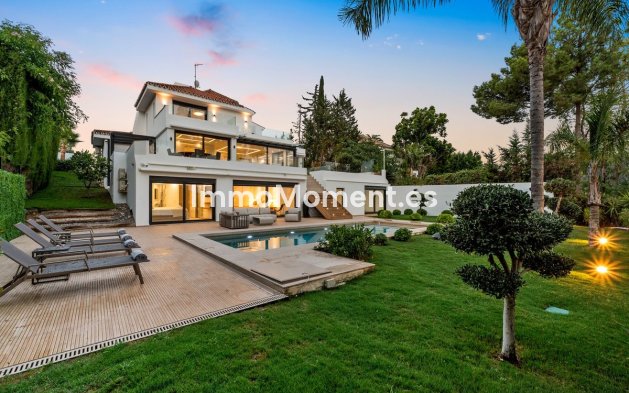 Wiederverkauf - Freistehende Villa - Marbella - Nueva Andalucía