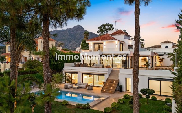 Wiederverkauf - Freistehende Villa - Marbella - Nueva Andalucía