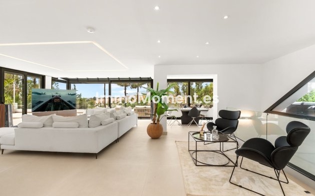 Wiederverkauf - Freistehende Villa - Marbella - Nueva Andalucía