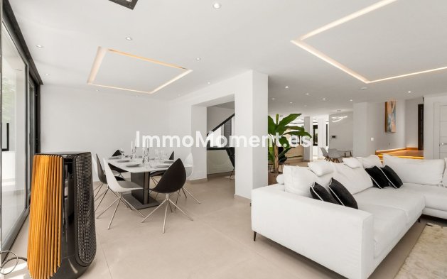 Wiederverkauf - Freistehende Villa - Marbella - Nueva Andalucía