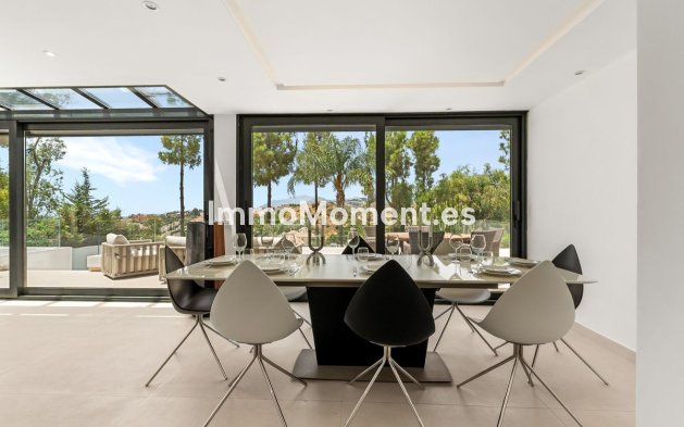 Wiederverkauf - Freistehende Villa - Marbella - Nueva Andalucía