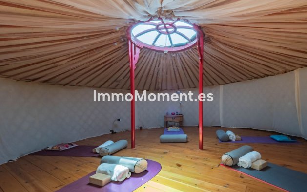 Resale - Country house - Inland  - Coín