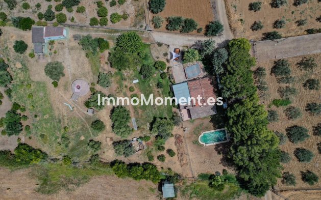 Resale - Country house - Inland  - Coín