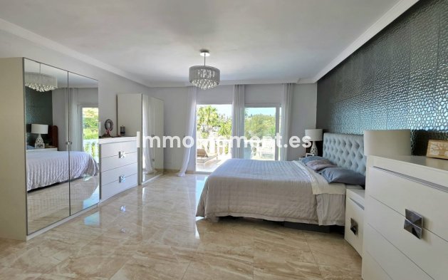 Reventa - Villa independiente - Marbella - Elviria