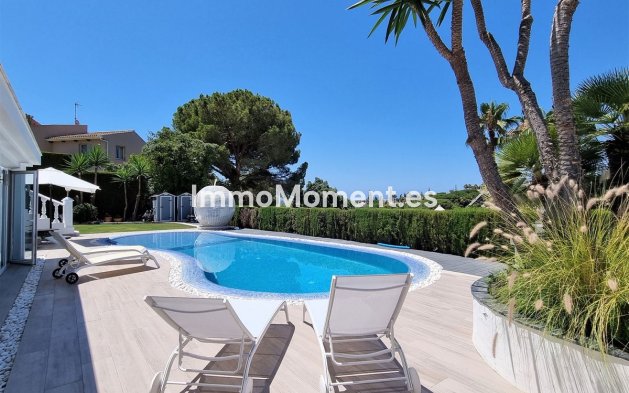 Reventa - Villa independiente - Marbella - Elviria