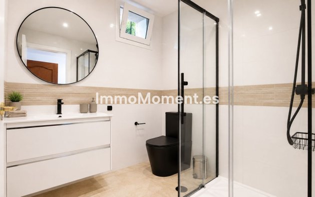 Resale - Detached villa - Marbella - Las Chapas