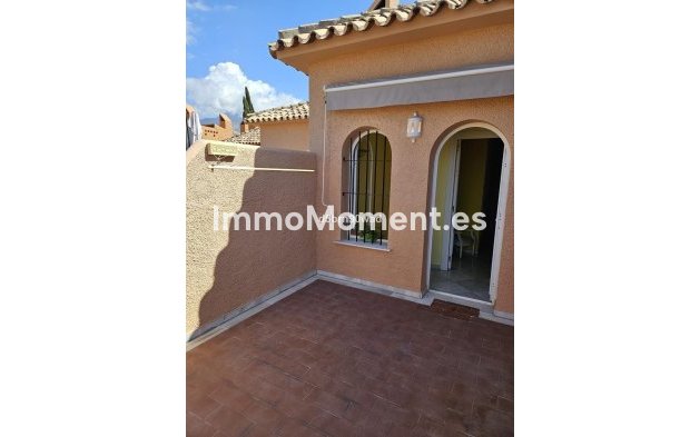 Wiederverkauf - Reihenhaus - Estepona  - Atalaya