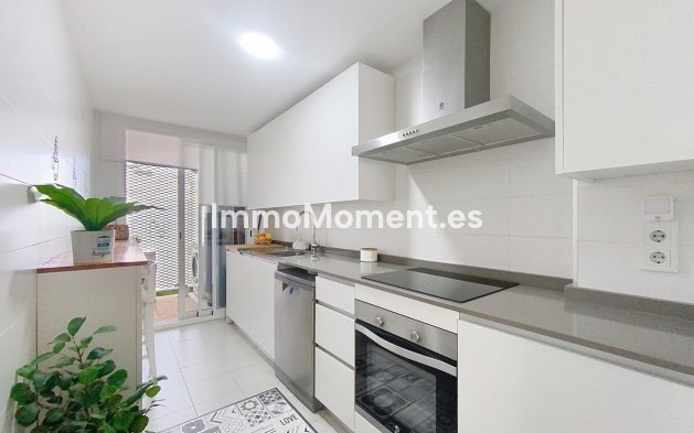 Reventa - Apartamento - Estepona  - Estepona Centro