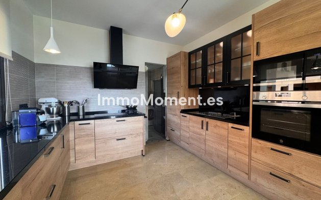 Resale - Apartment - Manilva
