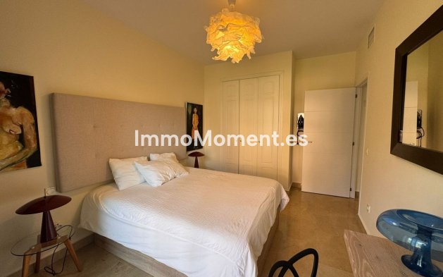 Resale - Apartment - Manilva