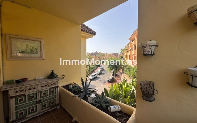 Resale - Apartment - Manilva