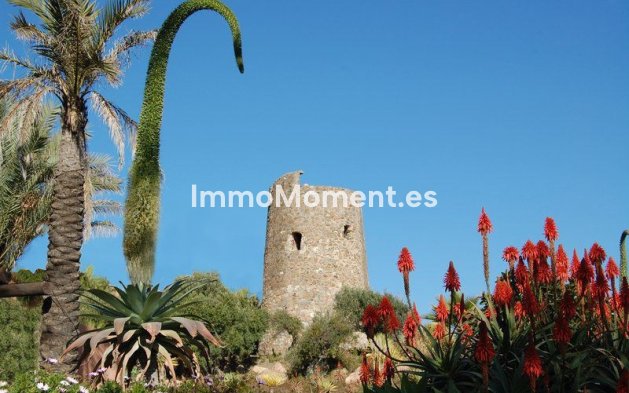 Resale - Apartment - Estepona - Estepona Centro