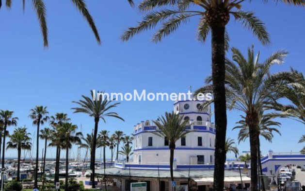 Resale - Apartment - Estepona - Estepona Centro
