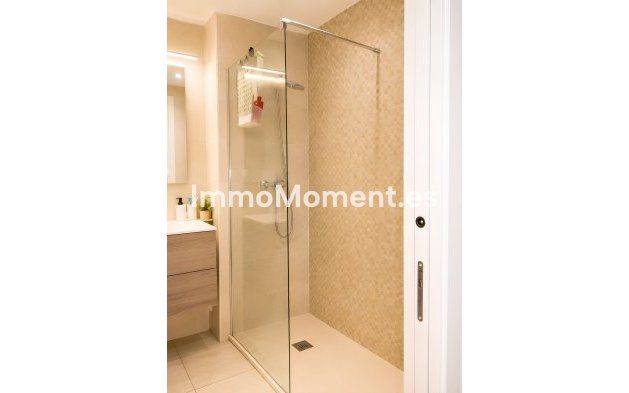 Resale - Apartment - Marbella - La Campana