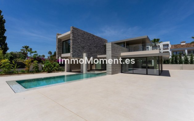 Resale - Detached villa - Marbella - Cortijo Blanco