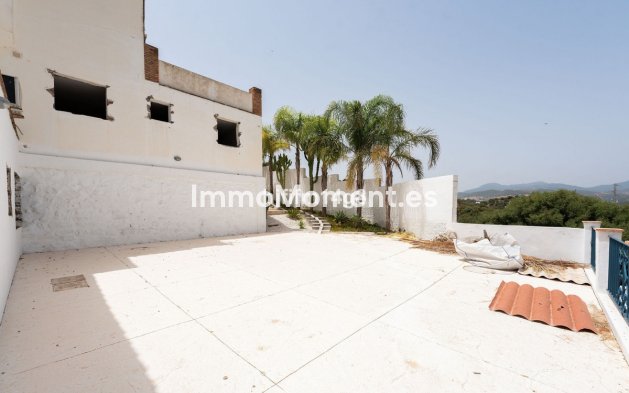 Reventa - Villa independiente - Estepona  - Estepona Centro