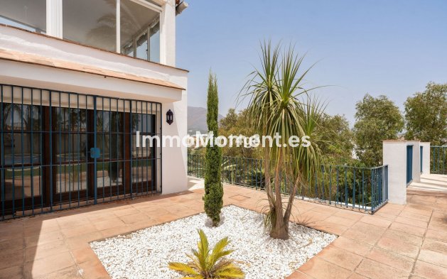 Reventa - Villa independiente - Estepona  - Estepona Centro