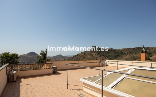 Resale - Country house - Inland  - Almogía