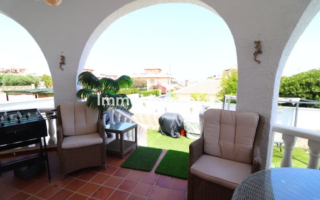 Bestaande woning - Vrijstaande villa - Orihuela Costa - Villamartín