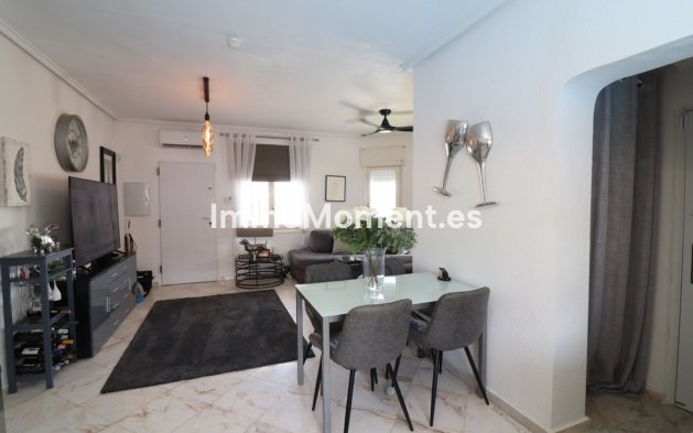 Bestaande woning - Vrijstaande villa - Orihuela Costa - Villamartín