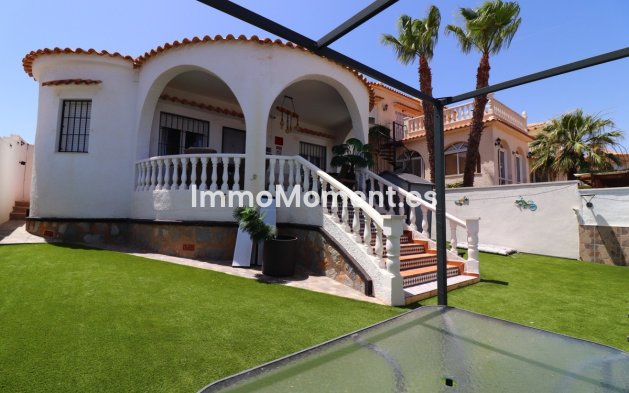 Bestaande woning - Vrijstaande villa - Orihuela Costa - Villamartín