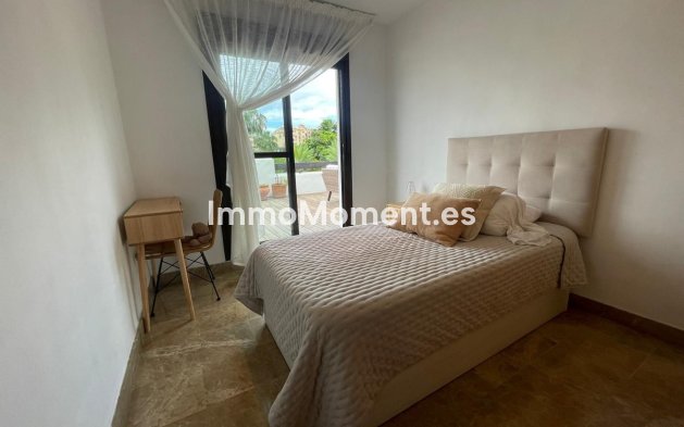 Wiederverkauf - Wohnung - Estepona  - Estepona Centro