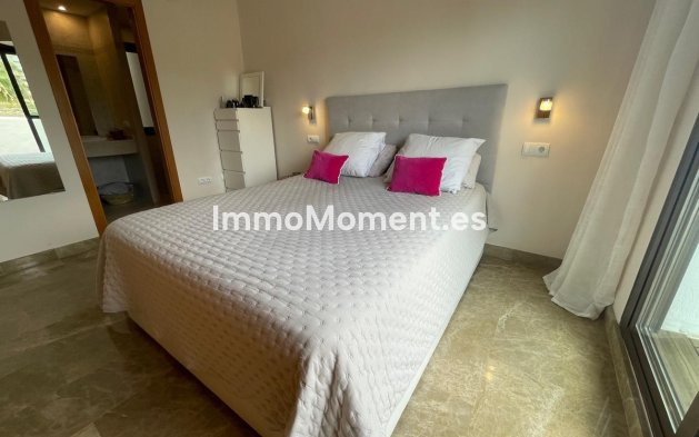 Wiederverkauf - Wohnung - Estepona  - Estepona Centro