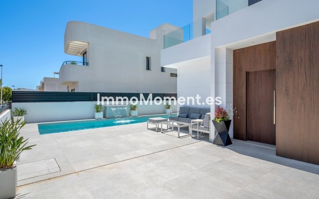 Resale - Detached villa - Guardamar del Segura - Guardamar del Segura Centro