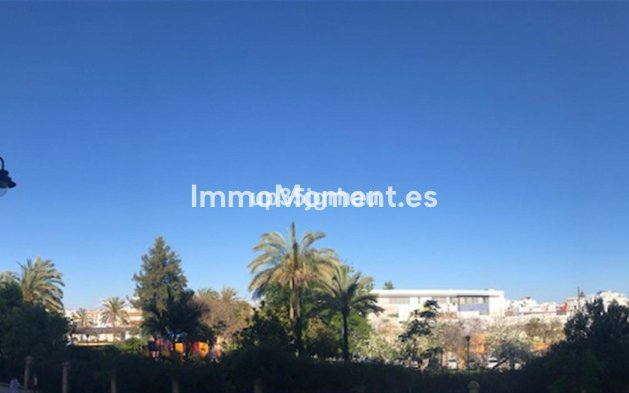 Resale - Apartment - Estepona - Estepona Centro