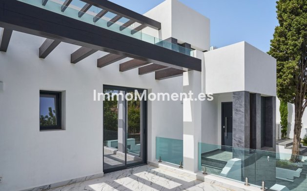 Resale - Detached villa - Marbella - Sierra Blanca