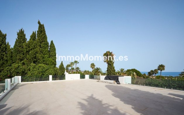 Resale - Detached villa - Marbella - Sierra Blanca