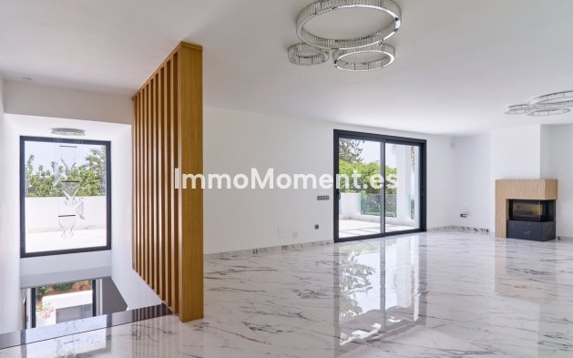 Resale - Detached villa - Marbella - Sierra Blanca