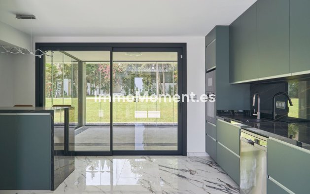 Resale - Detached villa - Marbella - Sierra Blanca