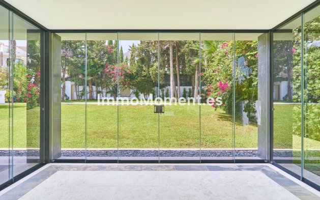 Resale - Detached villa - Marbella - Sierra Blanca