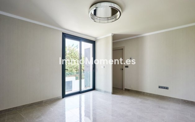 Resale - Detached villa - Marbella - Sierra Blanca