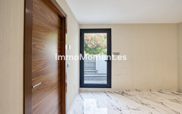 Resale - Detached villa - Marbella - Sierra Blanca
