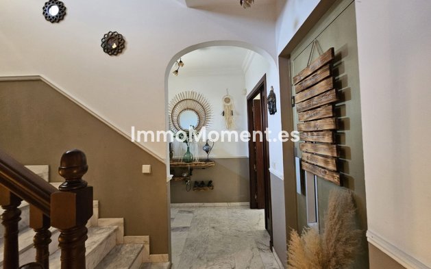 Wiederverkauf - Freistehende Villa - Fuengirola - Los Pacos