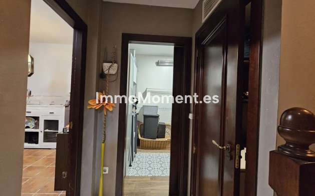 Wiederverkauf - Freistehende Villa - Fuengirola - Los Pacos