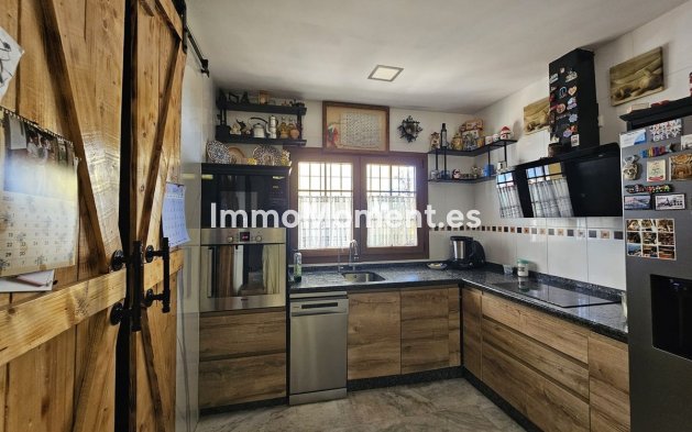 Wiederverkauf - Freistehende Villa - Fuengirola - Los Pacos