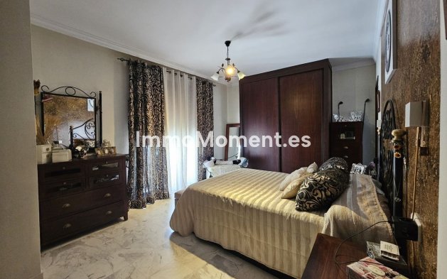 Wiederverkauf - Freistehende Villa - Fuengirola - Los Pacos