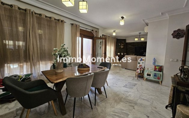 Wiederverkauf - Freistehende Villa - Fuengirola - Los Pacos
