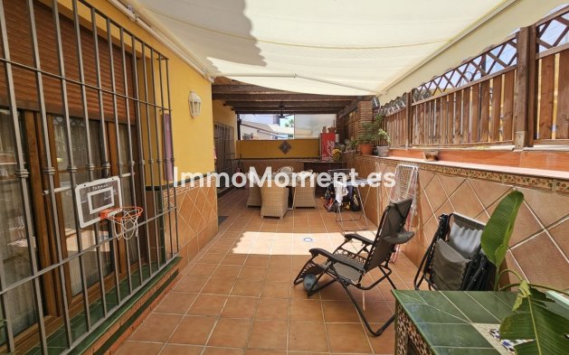 Wiederverkauf - Freistehende Villa - Fuengirola - Los Pacos