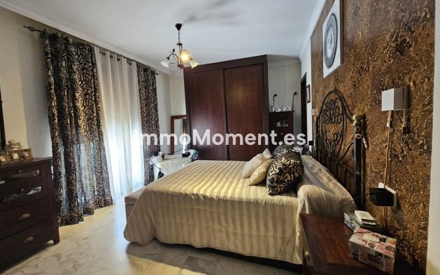 Wiederverkauf - Freistehende Villa - Fuengirola - Los Pacos