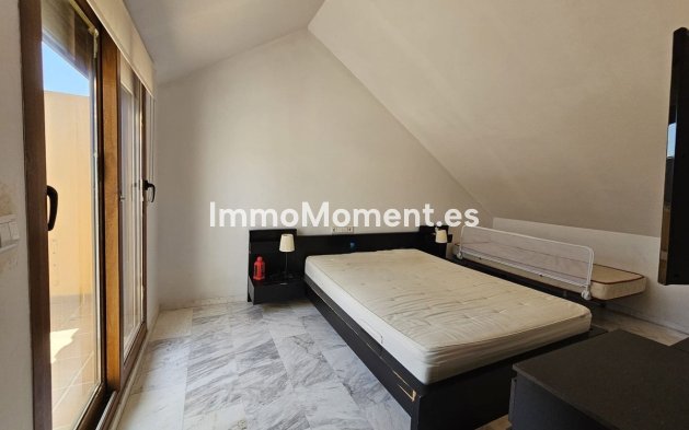 Wiederverkauf - Freistehende Villa - Fuengirola - Los Pacos